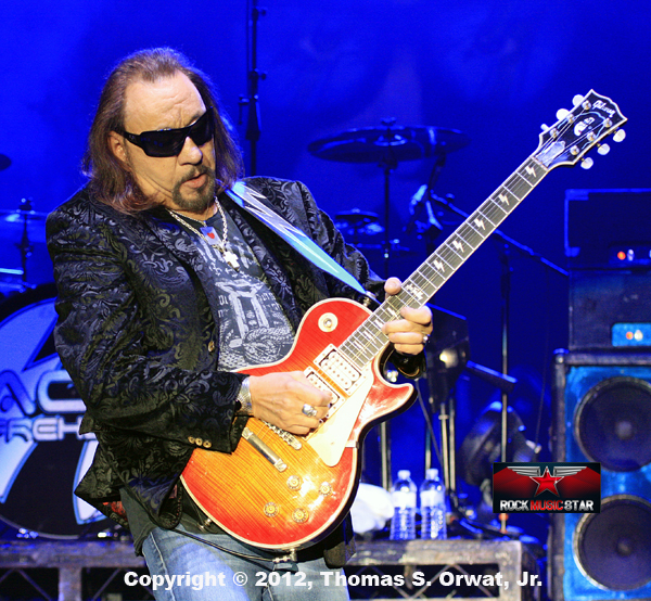 Ace+Frehley+2012